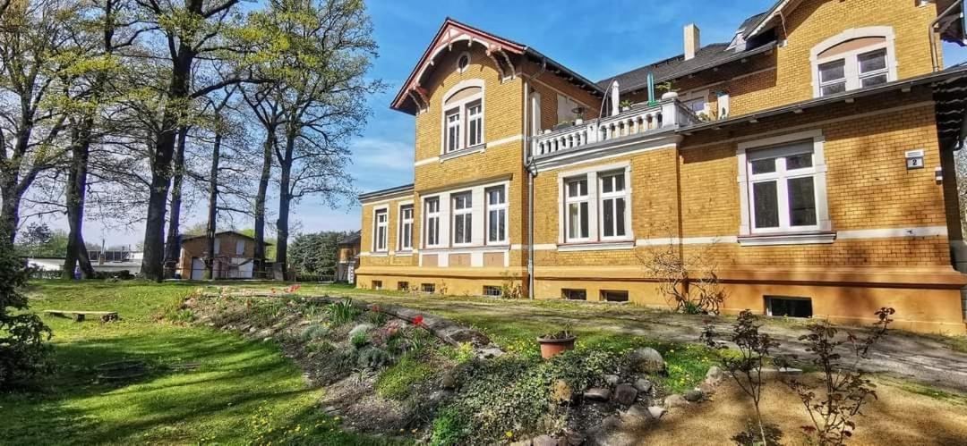 Neupetershain Familyandbikeヴィラ エクステリア 写真